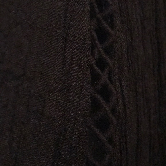 Red Coral Detailed Tunic - Picture 3 of 4